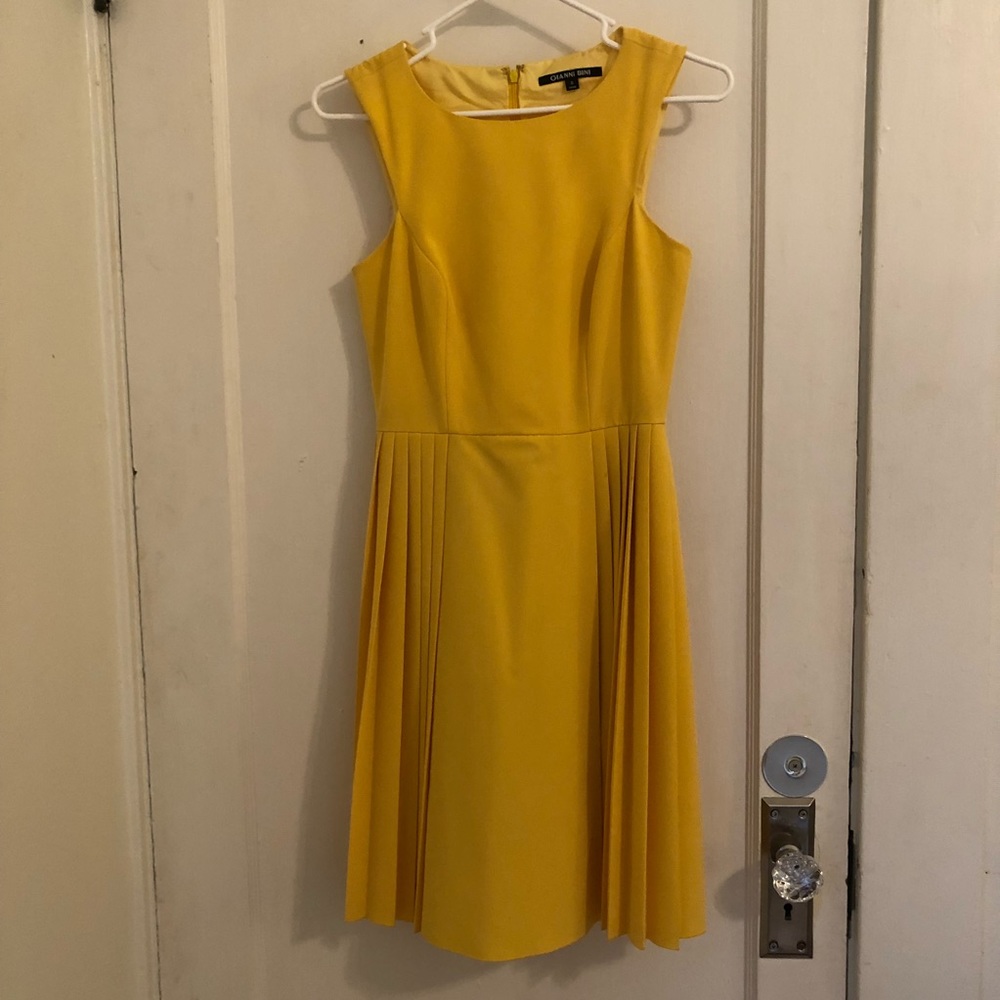 Gianni Bini pleated yellow dress